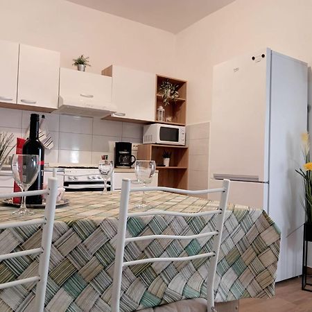 Apartmani Goga Селине Екстериор снимка