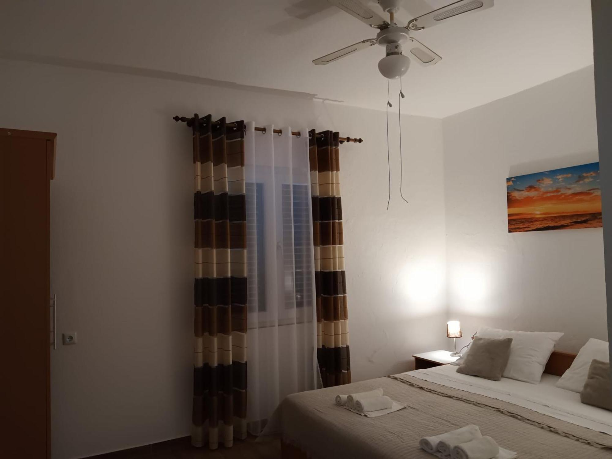 Apartmani Goga Селине Екстериор снимка
