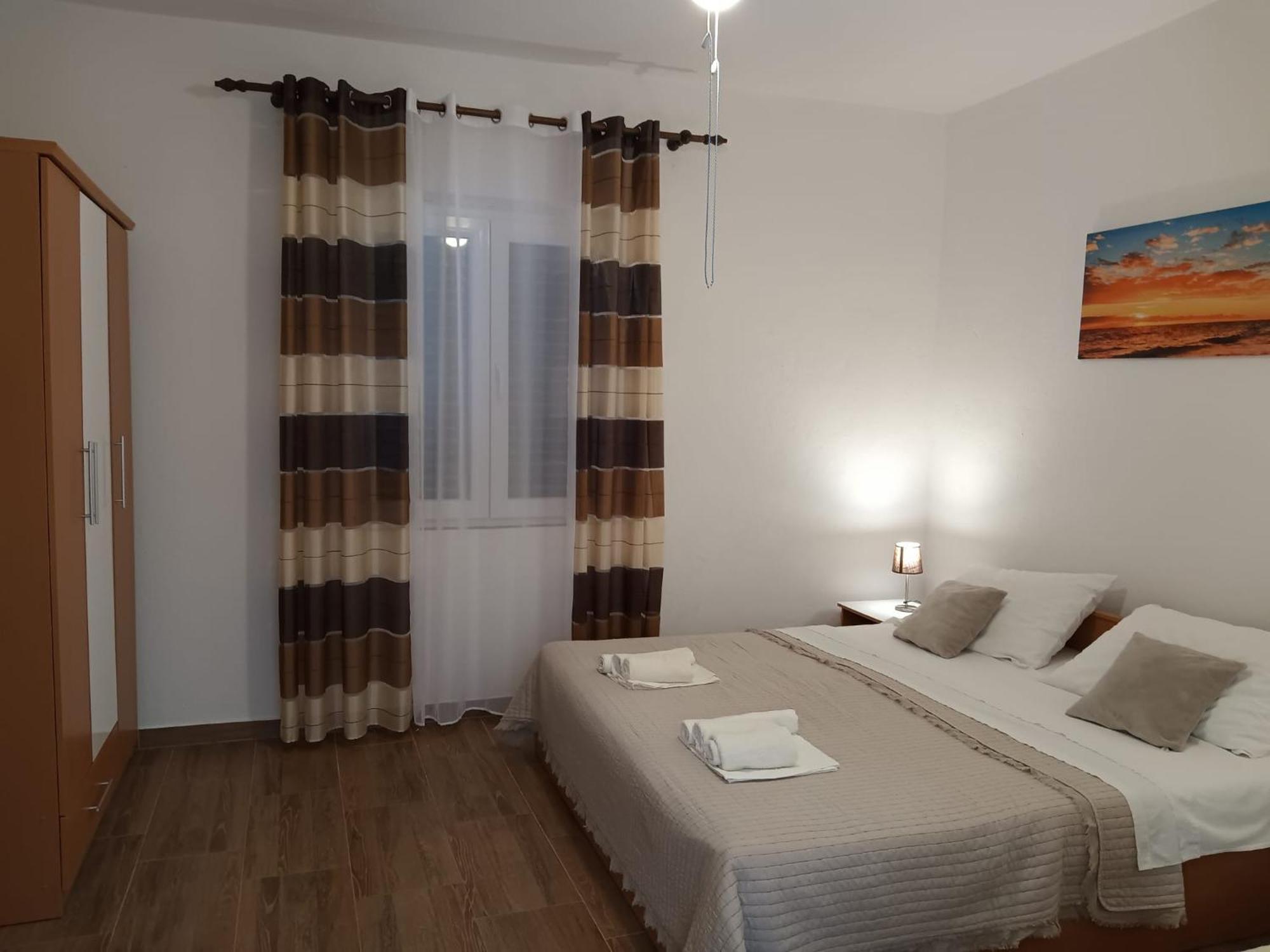 Apartmani Goga Селине Екстериор снимка